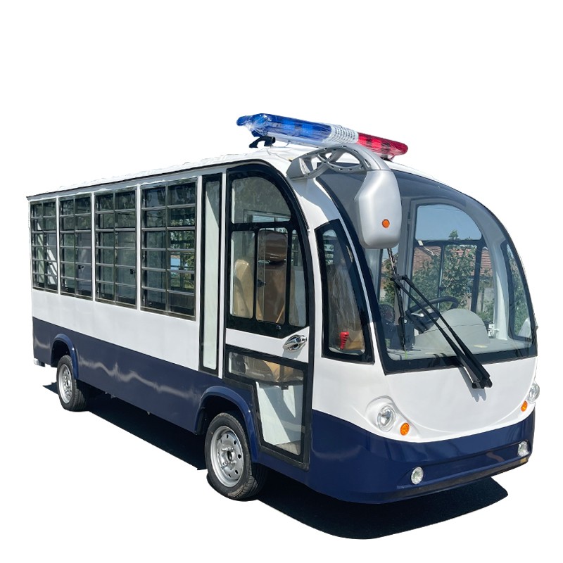 电动警用房车